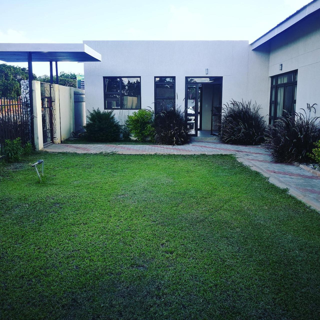 Tsumeb Guesthouse Kamho Εξωτερικό φωτογραφία